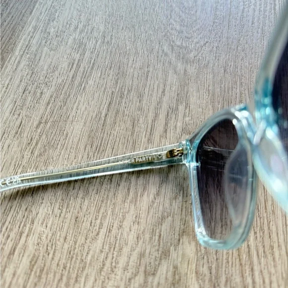 quay australia after party clear blue oversized square sunglasses eyewear NEW